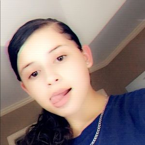 Meet your Posher, Leilani